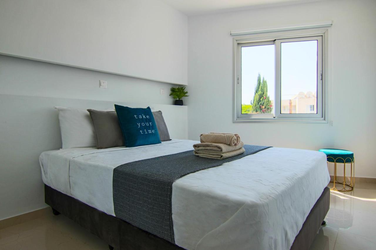شقة Phaedrus Living: Seaside Luxury Flat Lighthouse 65 بافوس المظهر الخارجي الصورة