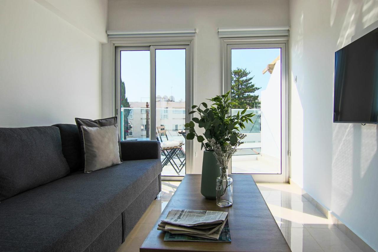 شقة Phaedrus Living: Seaside Luxury Flat Lighthouse 65 بافوس المظهر الخارجي الصورة
